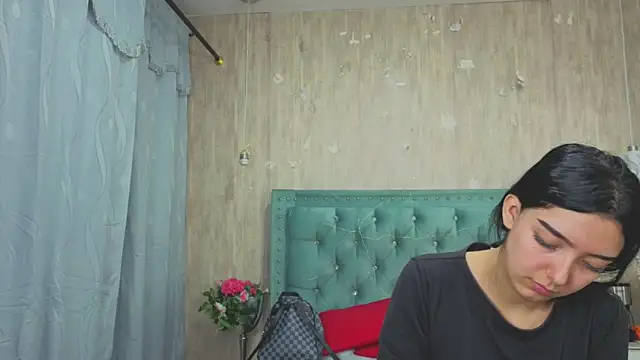 Snapshot of Marcelaa_fox chatting on February 2026 06:39:01 PM Marcelaa fox online show from February 2026 06:39:01 PM