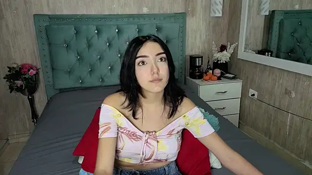 Snapshot of Marcelaa_fox chatting on June 2026 09:03:02 PM Marcelaa fox online show from June 2026 09:03:02 PM