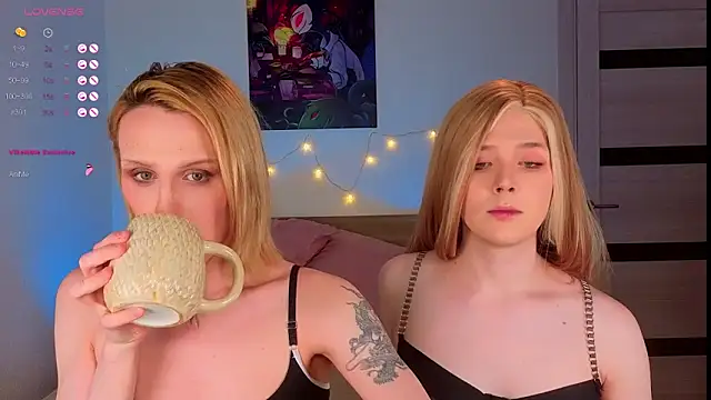  yourFoxy  online show from January 2026 06:02:02 PM