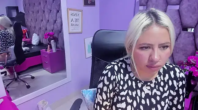 ConstansBlonde online show from December 2024 04:12:02 PM