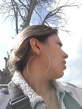 Sweel Leyva18 online show from February 2025 08:31:01 PM