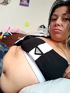 Sweel Leyva18 online show from October 2025 08:31:01 PM