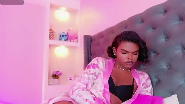 CamiEstrada online show from October 2025 11:13:01 PM