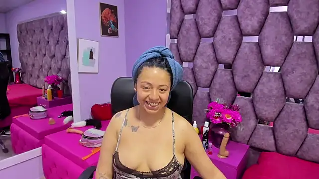 slut anal  online show from January 2025 01:39:01 PM