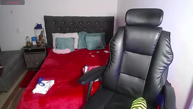 girl naugthy online show from October 2025 01:39:02 AM