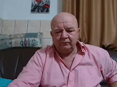 Snapshot of fullballs6 chatting on December 2024 01:53:01 AM fullballs6 online show from December 2024 01:53:01 AM