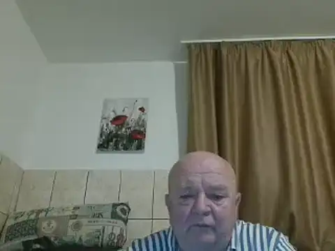 Snapshot of fullballs6 chatting on January 2025 02:39:02 AM fullballs6 online show from January 2025 02:39:02 AM