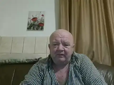 Snapshot of fullballs6 chatting on January 2025 01:21:01 AM fullballs6 online show from January 2025 01:21:01 AM