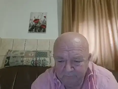 Snapshot of fullballs6 chatting on January 2025 07:03:01 AM fullballs6 online show from January 2025 07:03:01 AM