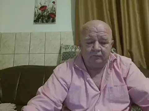 Snapshot of fullballs6 chatting on February 2025 02:44:02 AM fullballs6 online show from February 2025 02:44:02 AM