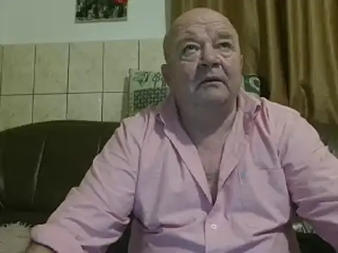 Snapshot of fullballs6 chatting on February 2025 03:01:02 AM fullballs6 online show from February 2025 03:01:02 AM