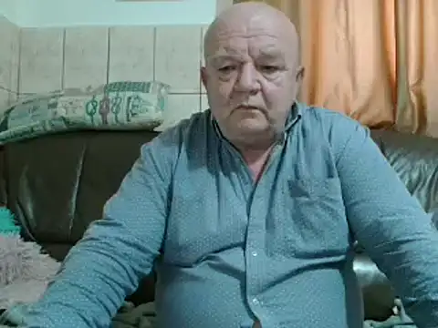 Snapshot of fullballs6 chatting on February 2025 02:10:02 PM fullballs6 online show from February 2025 02:10:02 PM