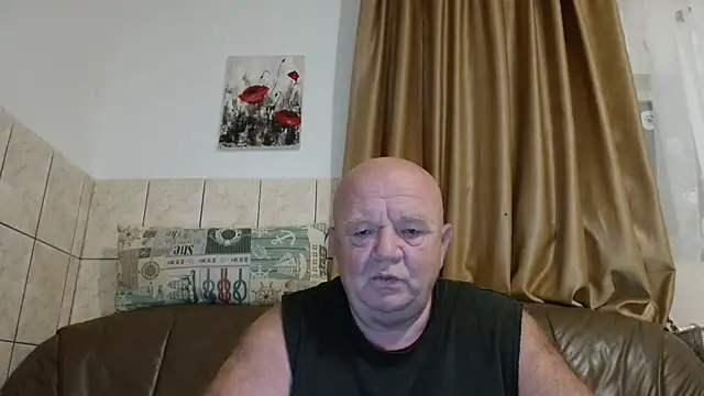 Snapshot of fullballs6 chatting on September 2025 01:22:01 AM fullballs6 online show from September 2025 01:22:01 AM