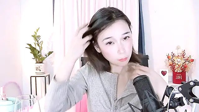 Amity-ox online show from February 2025 04:04:02 AM