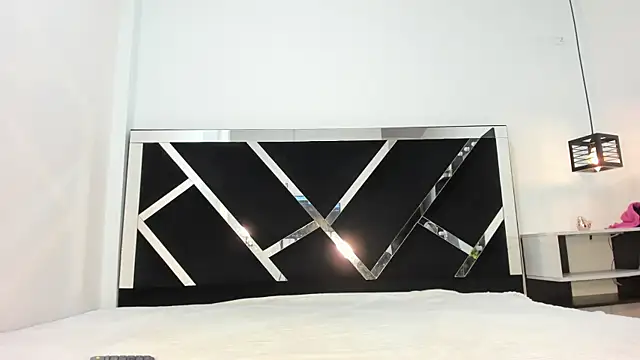 Ambber moon online show from February 2025 03:34:02 AM