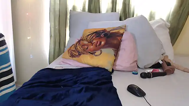 Foxybrownxx1 online show from December 2025 06:53:01 AM