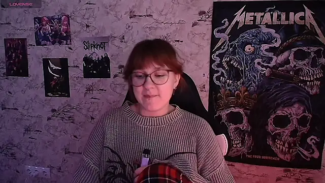 Snapshot of Rudy_02 chatting on April 2026 12:52:02 PM Rudy 02 online show from April 2026 12:52:02 PM