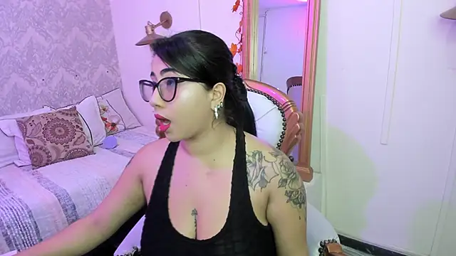 Sexy cristall  online show from March 2025 09:15:01 PM