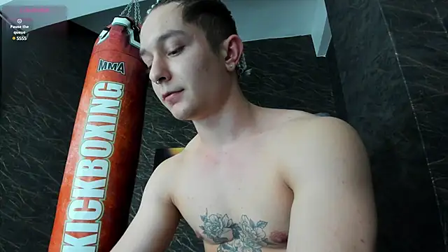 Snapshot of leonardsmith01 chatting on December 2024 07:51:01 PM leonardsmith01 online show from December 2024 07:51:01 PM