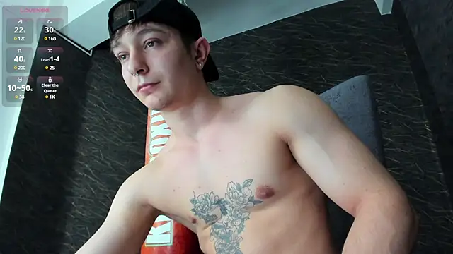 Snapshot of leonardsmith01 chatting on December 2024 08:28:02 PM leonardsmith01 online show from December 2024 08:28:02 PM