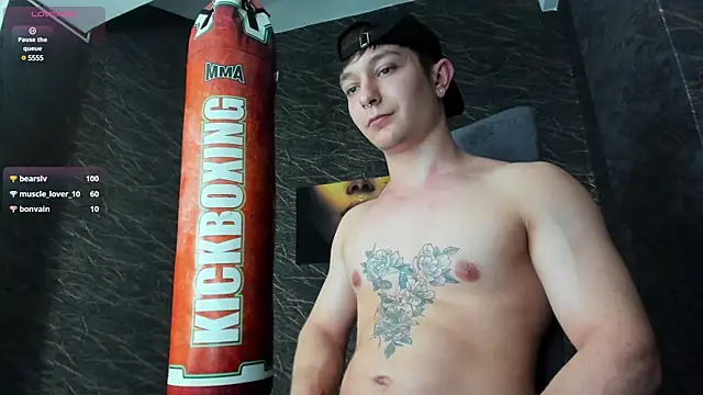 Snapshot of leonardsmith01 chatting on December 2024 02:33:02 AM leonardsmith01 online show from December 2024 02:33:02 AM