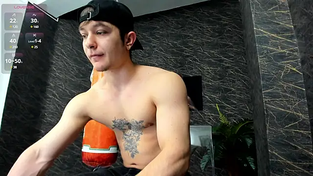 Snapshot of leonardsmith01 chatting on January 2025 08:46:02 PM leonardsmith01 online show from January 2025 08:46:02 PM