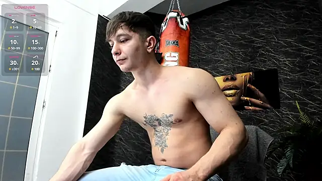 Snapshot of leonardsmith01 chatting on January 2025 08:17:02 PM leonardsmith01 online show from January 2025 08:17:02 PM