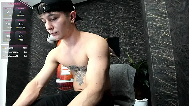 Snapshot of leonardsmith01 chatting on January 2025 02:40:02 AM leonardsmith01 online show from January 2025 02:40:02 AM