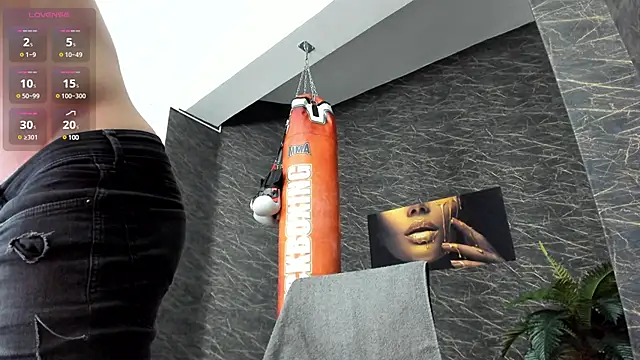 Snapshot of leonardsmith01 chatting on February 2025 11:37:02 PM leonardsmith01 online show from February 2025 11:37:02 PM