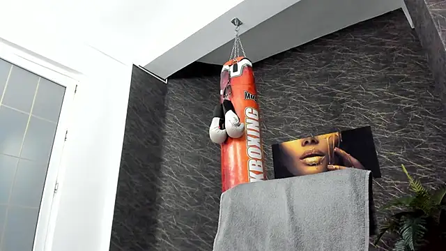 Snapshot of leonardsmith01 chatting on February 2025 11:30:02 PM leonardsmith01 online show from February 2025 11:30:02 PM