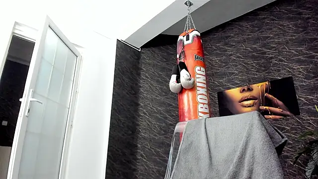 Snapshot of leonardsmith01 chatting on February 2025 12:09:01 AM leonardsmith01 online show from February 2025 12:09:01 AM