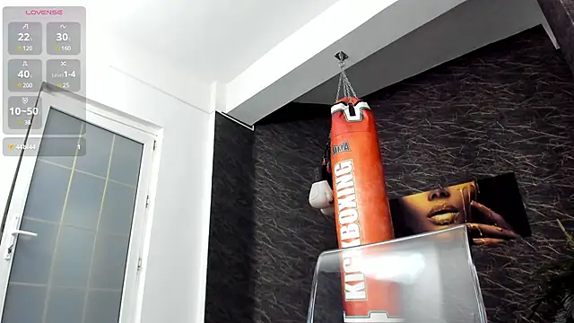 Snapshot of leonardsmith01 chatting on March 2025 12:09:02 AM leonardsmith01 online show from March 2025 12:09:02 AM