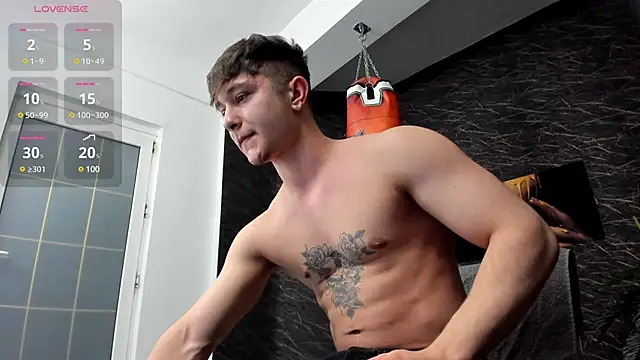 Snapshot of leonardsmith01 chatting on March 2025 08:32:02 PM leonardsmith01 online show from March 2025 08:32:02 PM