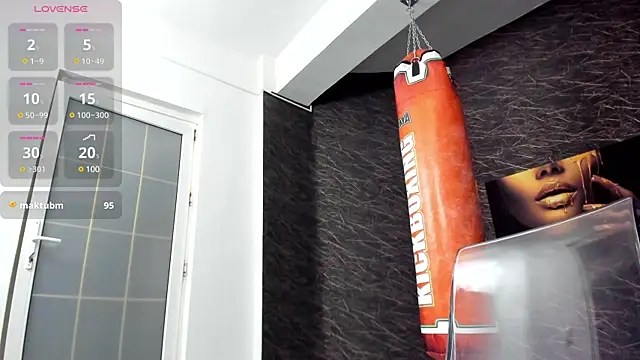 Snapshot of leonardsmith01 chatting on March 2025 11:43:02 PM leonardsmith01 online show from March 2025 11:43:02 PM