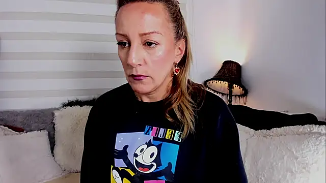 Sammykatt online show from March 2026 05:09:02 PM