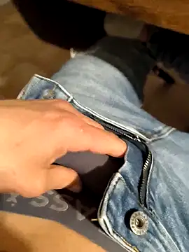 Kevoon991 online show from March 2025 07:01:02 PM