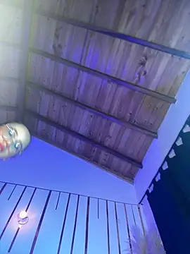 Snapshot of LylaLee111 chatting on January 2025 07:03:01 PM LylaLee111 online show from January 2025 07:03:01 PM