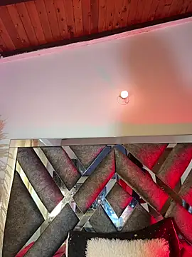 Snapshot of LylaLee111 chatting on March 2025 12:58:01 PM LylaLee111 online show from March 2025 12:58:01 PM