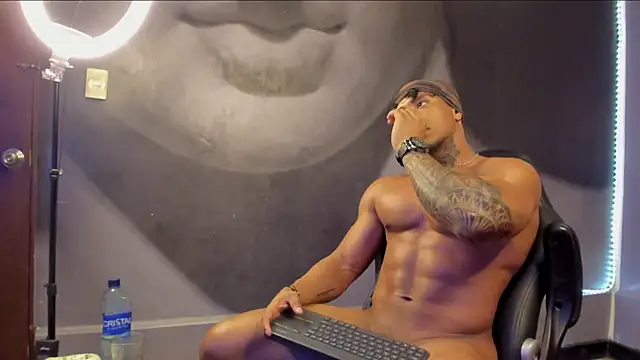 bradley smith online show from February 2025 06:39:01 AM