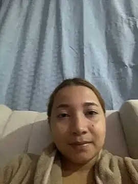 queen angelique online show from February 2025 05:16:01 AM