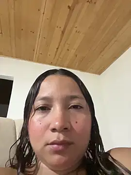 queen angelique online show from November 2025 01:27:02 AM