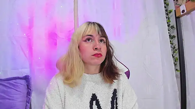 GilaKat online show from January 2025 06:49:02 AM