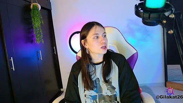 GilaKat online show from November 2025 07:47:02 AM