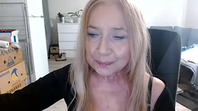 sofia xkiss online show from January 2025 11:15:02 AM