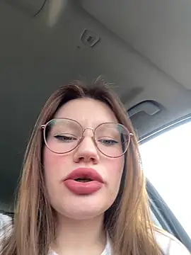 justmila online show from February 2025 10:40:02 AM