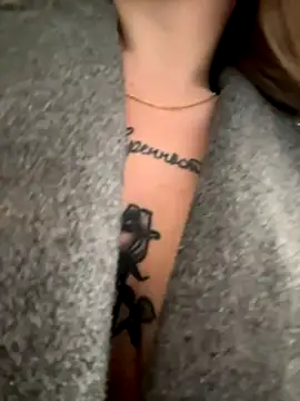 justmila online show from October 2025 08:12:01 AM