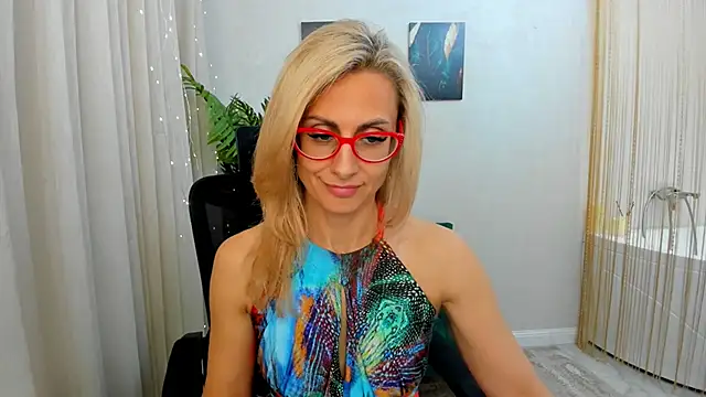 MuseOfStage online show from March 2025 02:35:02 PM