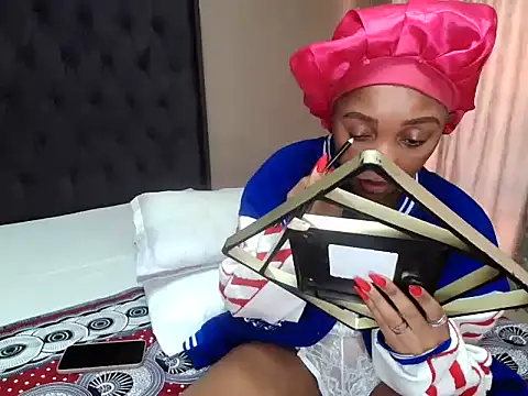 Snapshot of Shria107 chatting on January 2025 09:16:01 AM Shria107 online show from January 2025 09:16:01 AM