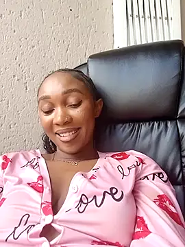 Snapshot of Shria107 chatting on March 2025 12:31:02 PM Shria107 online show from March 2025 12:31:02 PM