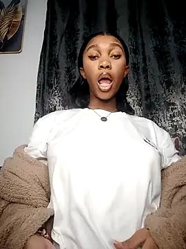 Snapshot of Shria107 chatting on November 2025 10:20:02 PM Shria107 online show from November 2025 10:20:02 PM